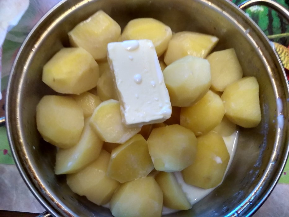 Отварим картофель