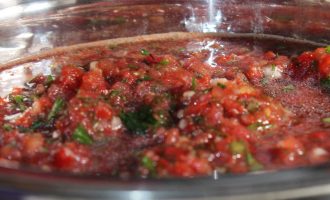 Хреновина или сибирская аджика – аппетитный соус по рецепту ещё моей мамы