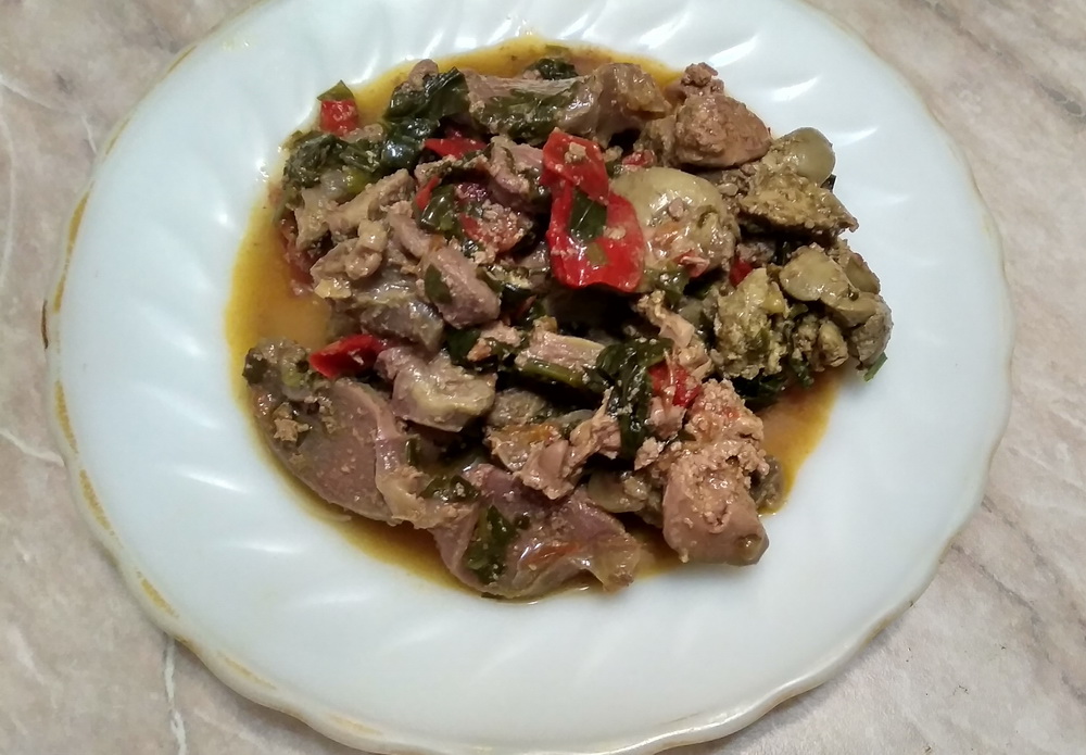 Люблю готовить «Армянский тжвжик». Блюдо очень интересное и вкусное, а в составе простые субпродукты