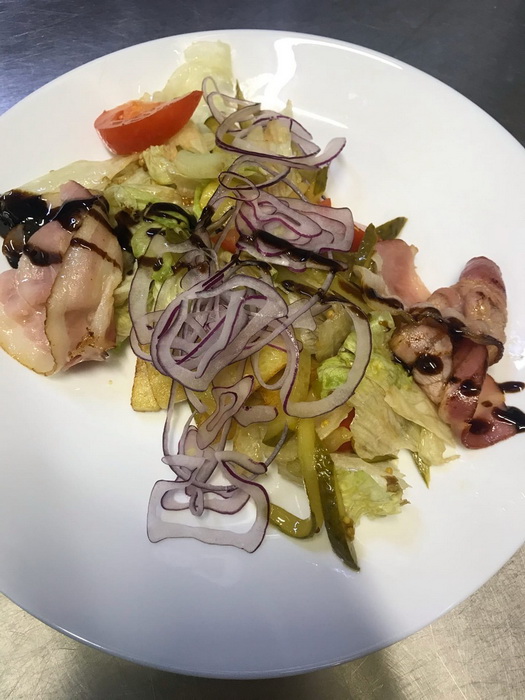 «Чешский салат» - очень сытный, лёгкий и низкокалорийный. Люблю его готовить вместо Оливье