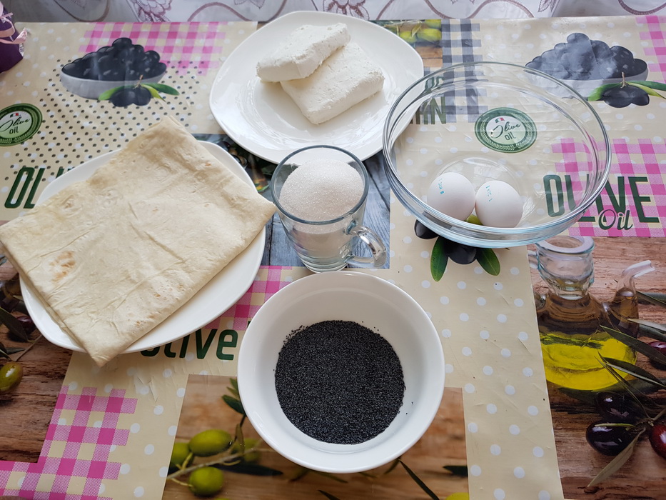 Маковый рулет из лаваша – кулинарный рецепт